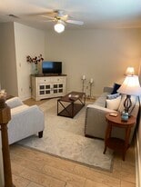 Building Photo - 114 Michael Dr