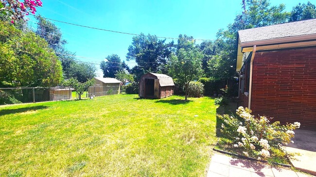Building Photo - 3 Bed 1.5 Bath in the Coronado Heights 2nd Addn NW OKC