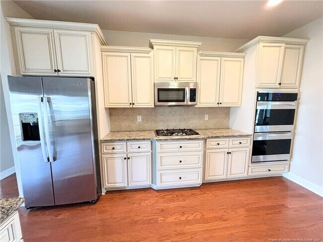 Building Photo - 951 Ronald Reagan Drive