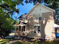 Building Photo - 735-737 College NE