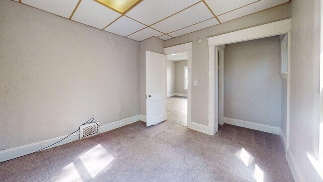 Building Photo - 877-879 Rudyard Rd, Cleveland, OH 44110