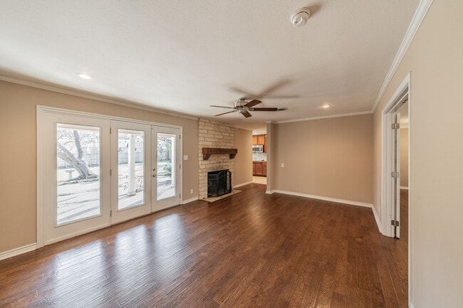 Building Photo - 6817 Fortune Rd