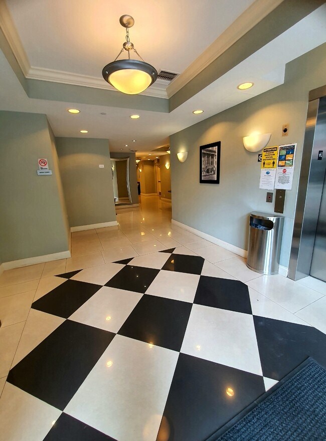 Building Photo - 111 E Flagler St