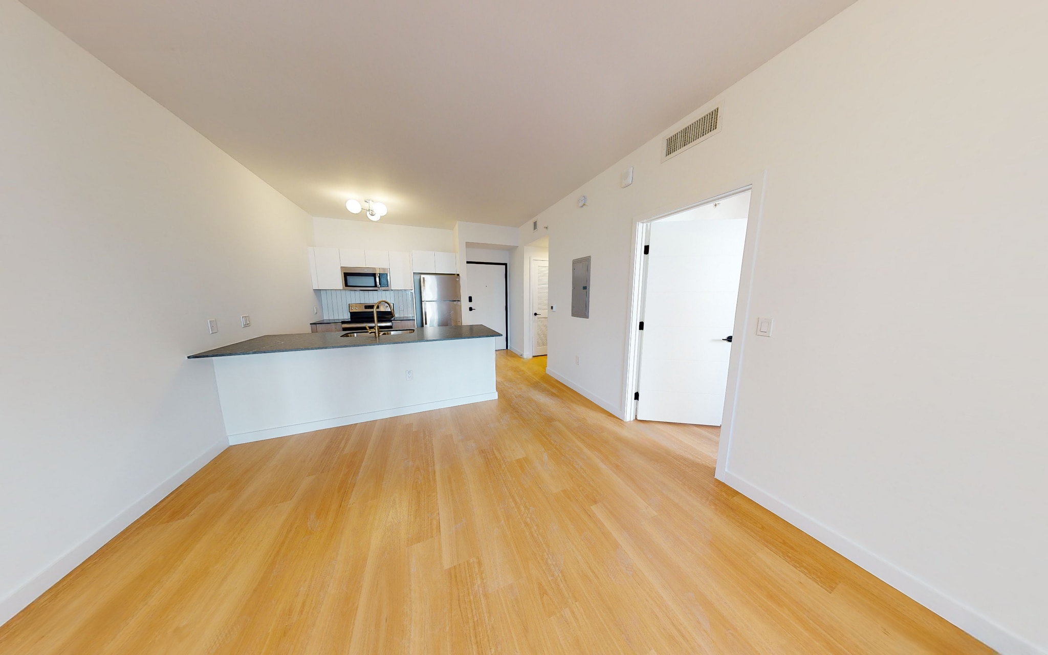 Building Photo - 1317 NE 110th Ter
