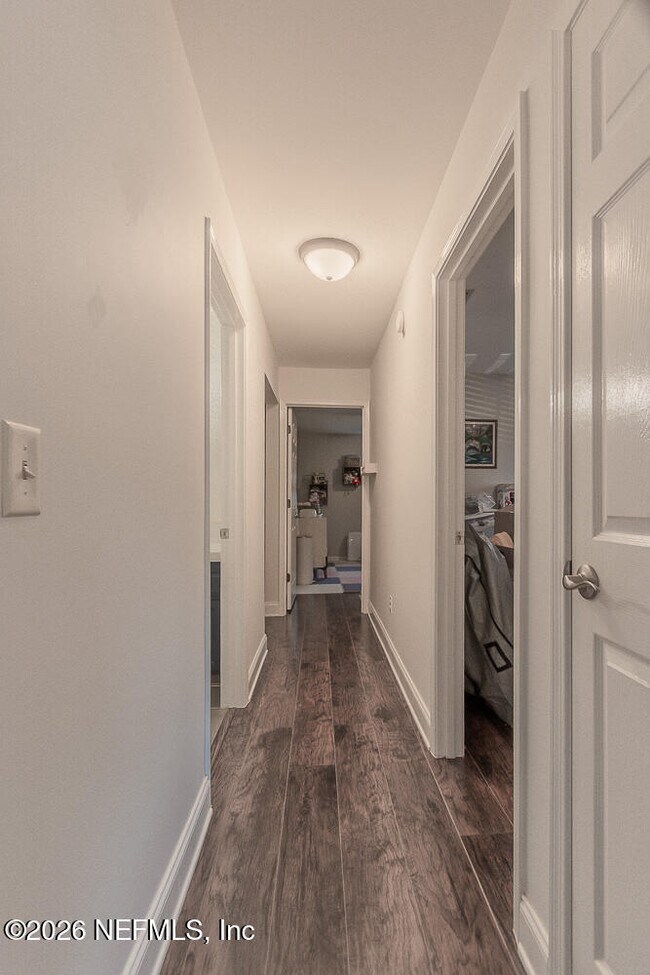 Building Photo - 12041 Wren Hollow Ct