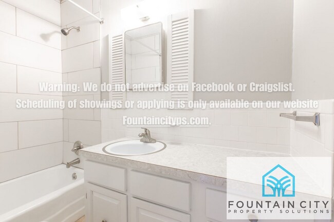 Building Photo - 4431-4437 Northeast Winn Road