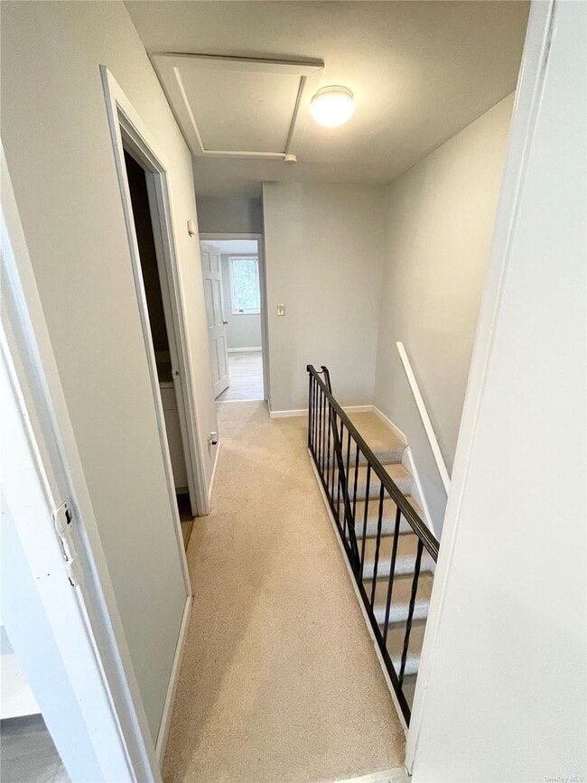 Building Photo - 34 Wooded Way
