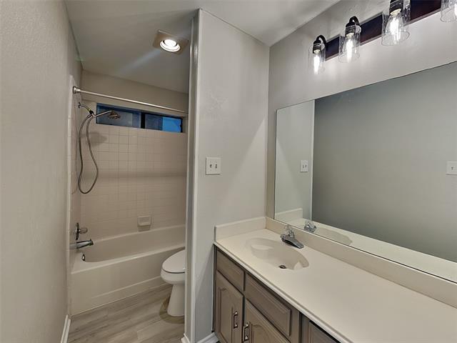 Building Photo - 4912 Barberry Dr