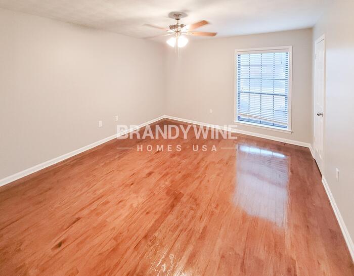 Building Photo - 6787 Spruce Hill Dr