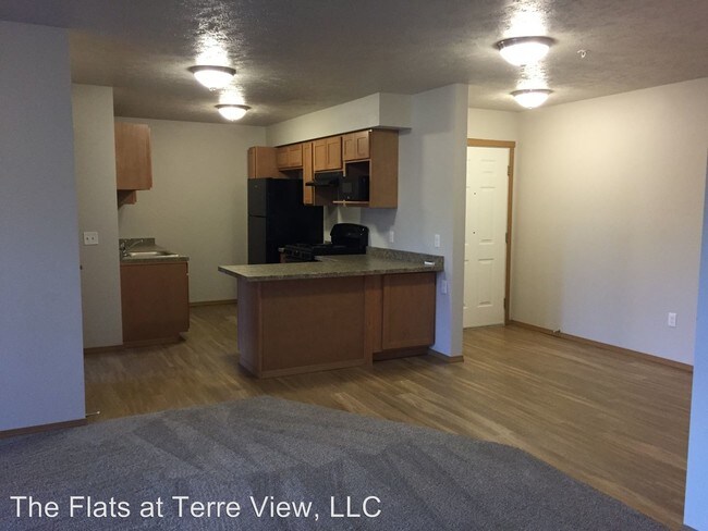 Primary Photo - 1880 NE Terre View Dr