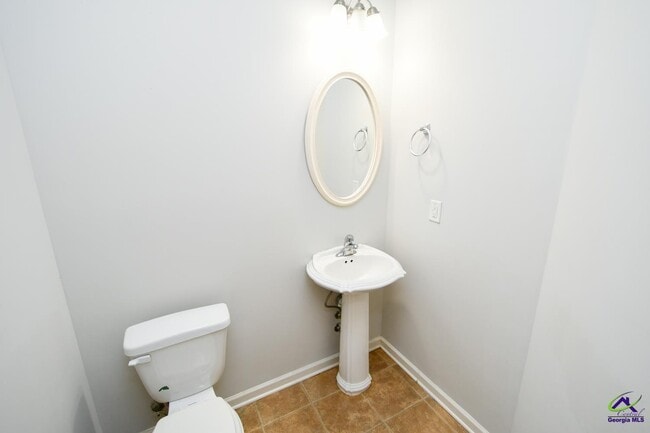 Building Photo - 114 Great Oak Way