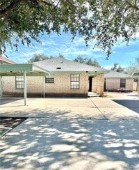 Building Photo - 2508 N 31st Ln