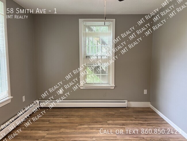 Building Photo - 58 Smith Ave