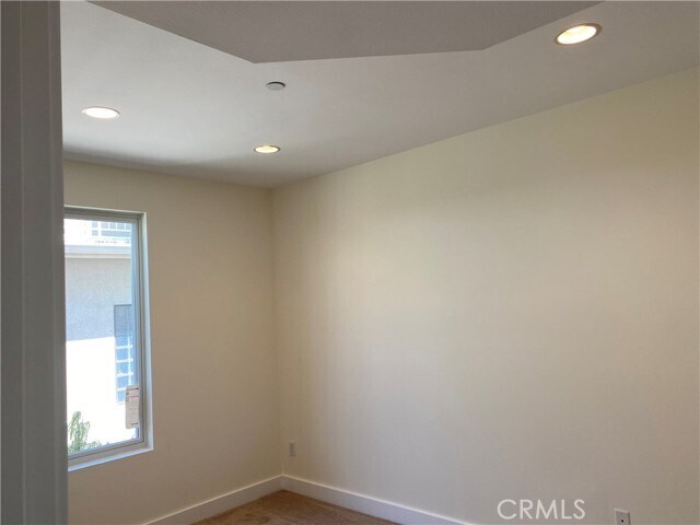 Building Photo - 11851 Laurelwood Dr