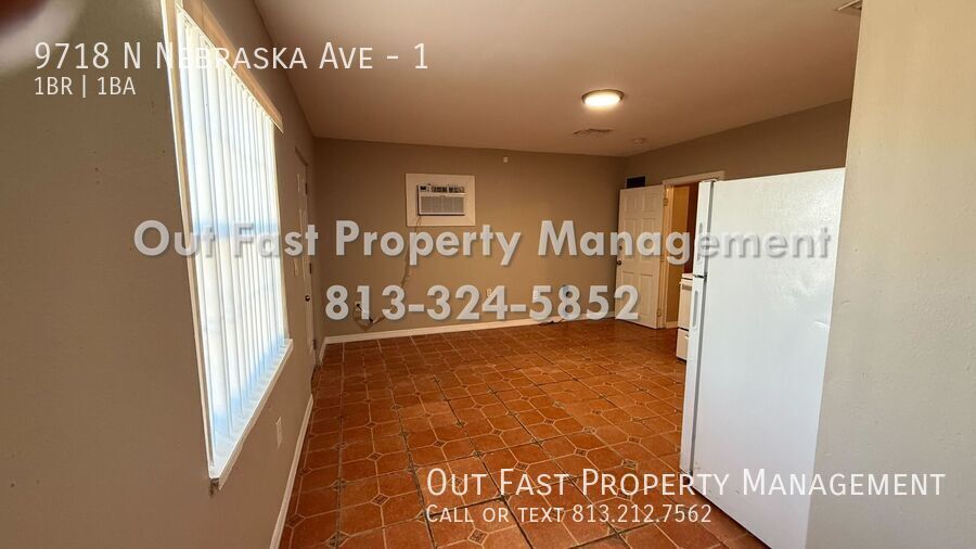 Building Photo - 9718 N Nebraska Ave