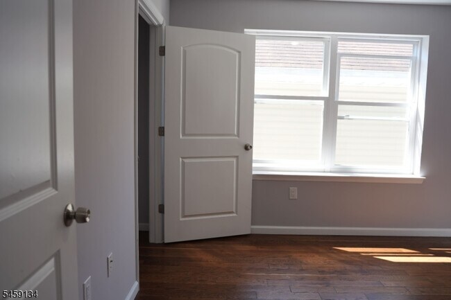 Building Photo - 168 Johnson Ave