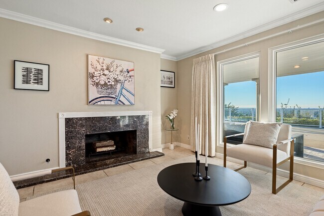 Building Photo - 11141 Limetree Dr