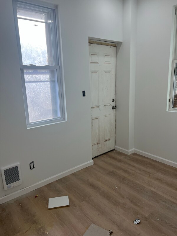 Building Photo - 2823 N 28th St