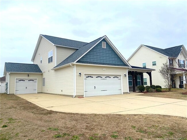 Building Photo - 239 Sedgefield Dr