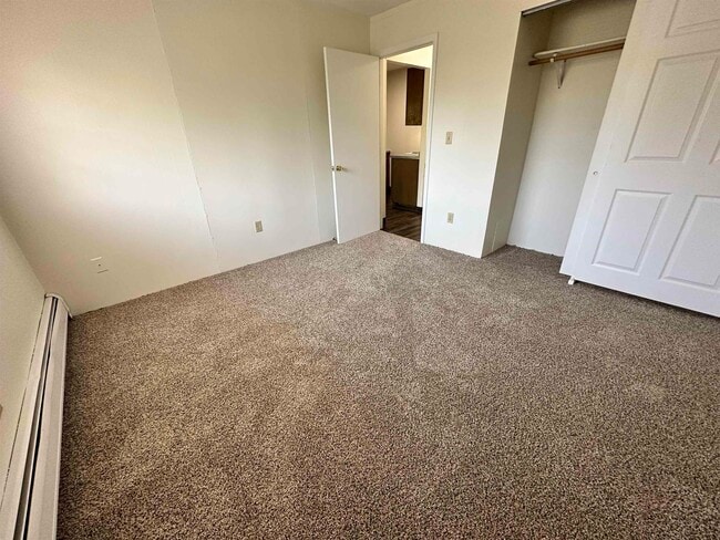 Building Photo - 3861 Brown Ave