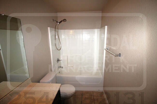 Building Photo - 1108 Grace Point Dr