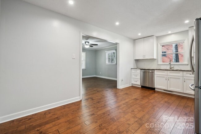 Building Photo - 259 Unionville - Indian Trail Rd W