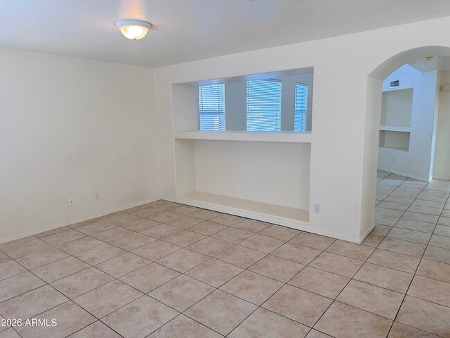 Building Photo - 4106 E Chambers St