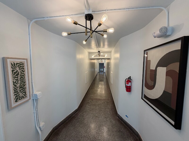 Building Photo - 1388 W 83rd St