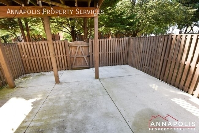 Building Photo - 2489 Revere Ct