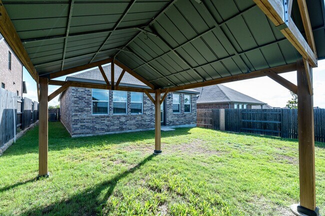 Building Photo - 838 Pepperbark Loop