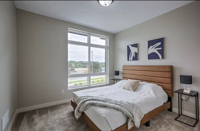 Building Photo - Fully Furnished Modern 3BR Retreat | Penthouse + Skyline Views