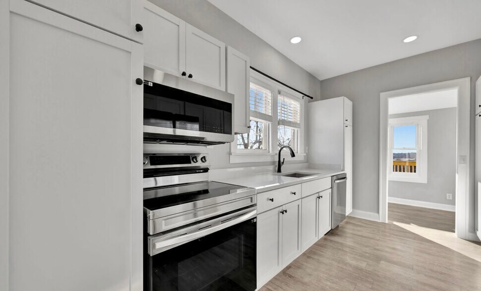 Building Photo - 1381 Old Oxford Rd