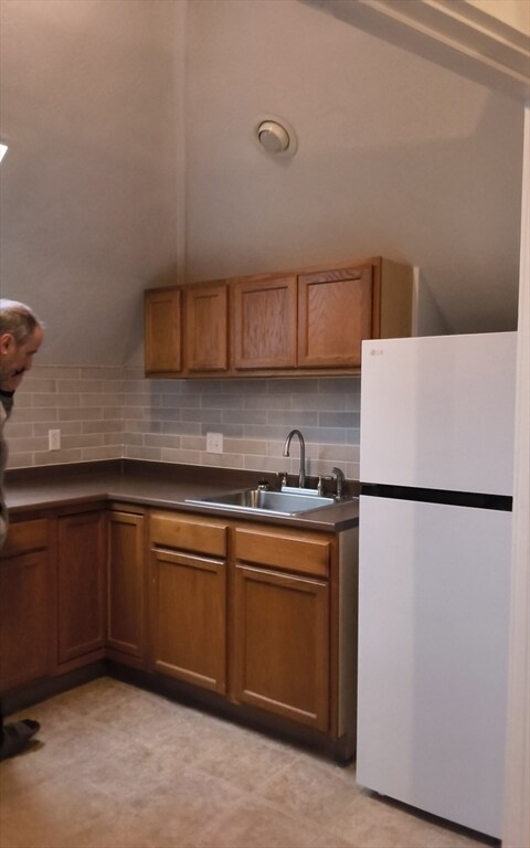 Building Photo - 186 Branscomb St