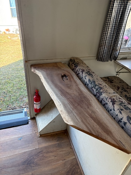 Building Photo - 146 Smokey Ln