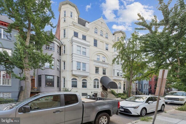 Building Photo - 1718 Corcoran St NW