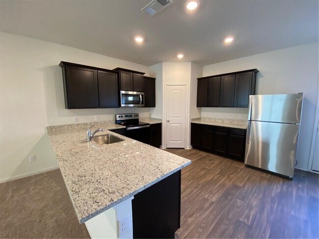 Building Photo - 116 Allington Cir