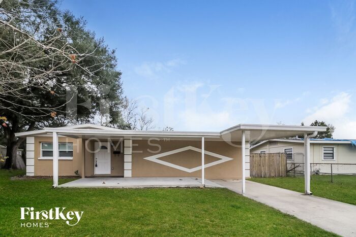 Primary Photo - 1021 Delphinium Dr