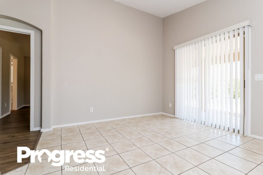 Building Photo - 1465 S 230th Dr