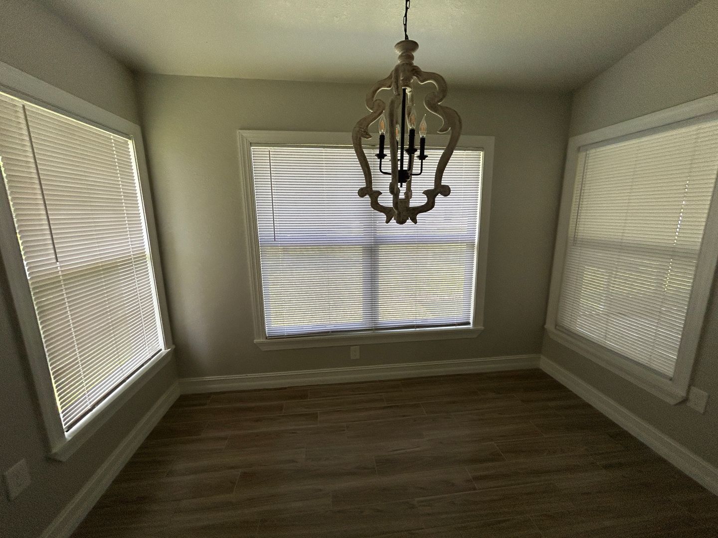 Building Photo - Coming  Soon Stunning  3 bedroom 2 bathroom single family home.