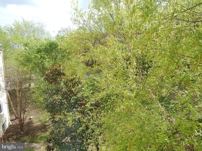 Building Photo - 1501 27th St SE