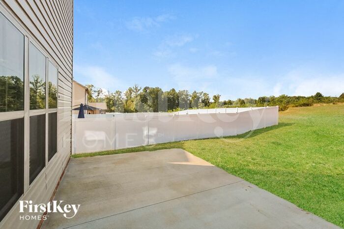 Building Photo - 825 Walton Ct