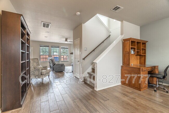 Building Photo - 170 Bentwood Ranch Dr