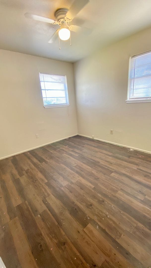 Building Photo - $0 First Month's Rent / $0 Deposit at Move-in
