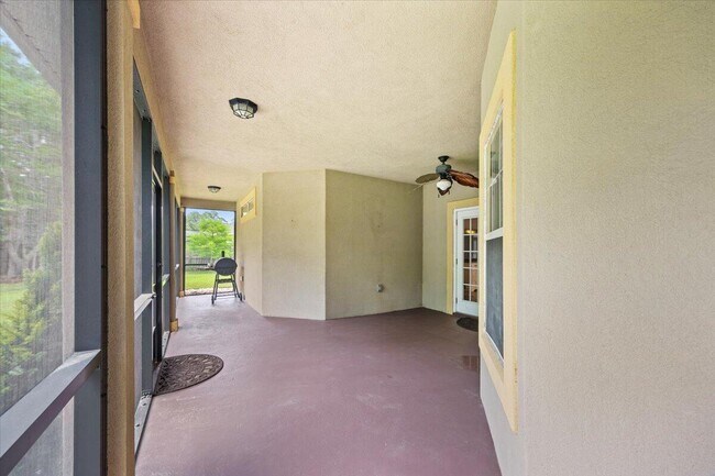 Building Photo - 3269 McMillan Creek Dr