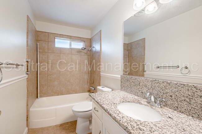 Building Photo - 3 Bedroom/2 Bath Home Near Panorama Bluffs and Garces High School - $2750 Per Month!