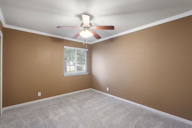 Building Photo - 8600 Harrier Dr