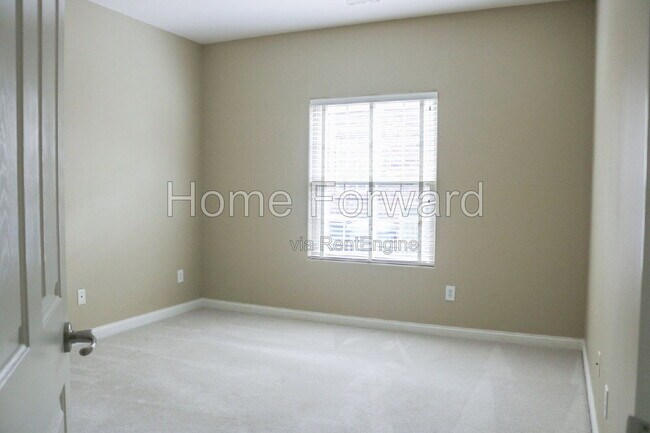 Building Photo - 341 Hays Blvd