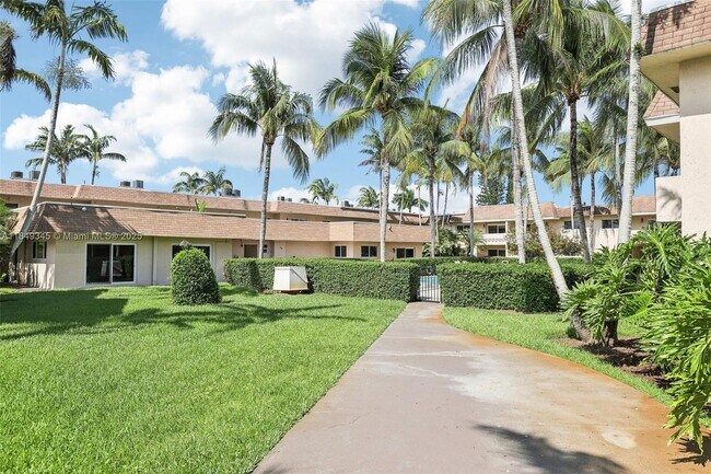 Building Photo - 14500 SW 88th Ave