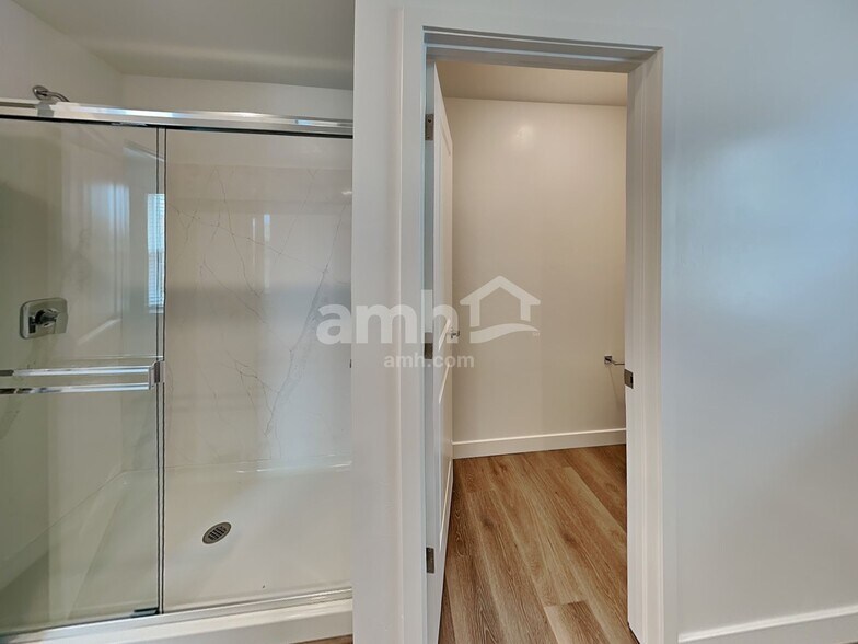 Building Photo - 7399 S Paseo Monte de Oro