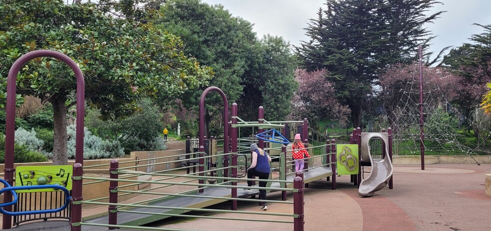 Building Photo - 257 Rome St